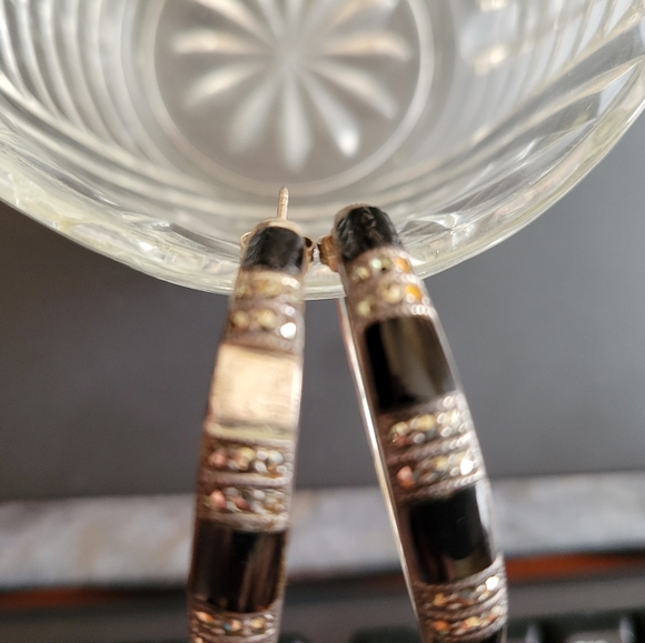 Vintage Onyx and Marcasite Sterling Silver Hoop Earrings - Picture 3 of 5